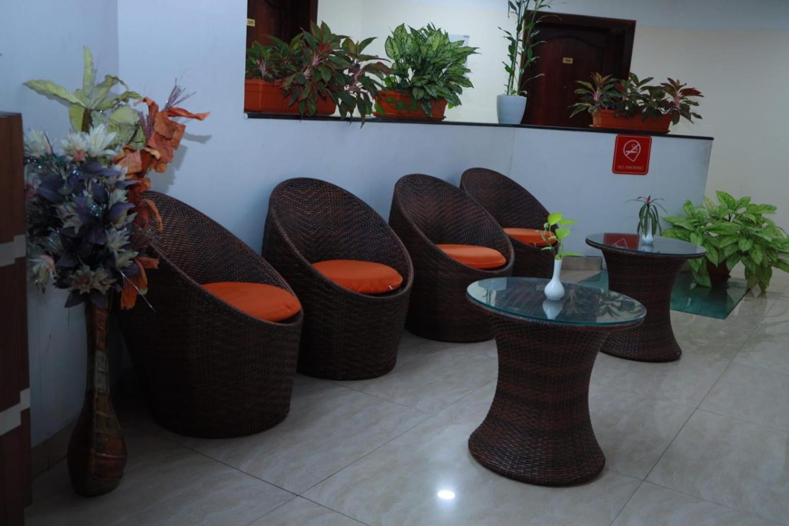 Hotel Tayas Trippapur 외부 사진